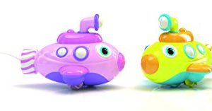 Nuby Little Submarine Pull String Bath Toy, Colors May Vary