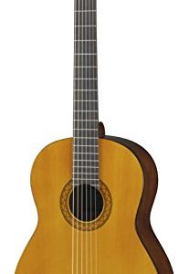 Yamaha C40 GigMaker Classical Acoustic Guitar Package