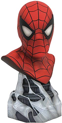 DIAMOND SELECT TOYS Legends in 3-Dimensions: Marvel Spider-Man 1: 2 Scale Bust