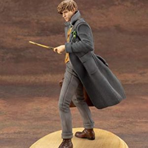 Kotobukiya SV229 Fantastic Beasts: The Crimes of Grindelwald: Newt Scamander Artfx+ Statue, Multicolor