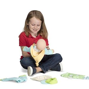 Melissa & Doug 31719 Mine to Love Mix & Match Playtime Doll Clothes for 12”-18” Unisex Dolls (6 Pieces, Great Gift for Girls and Boys - Best for 3, 4, 5 Year Olds and Up), Multicolor