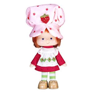 Strawberry Shortcake Classic Doll, 6"