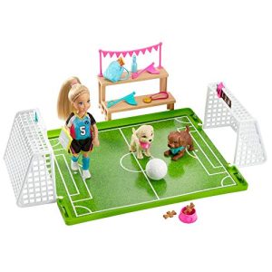 Barbie Dreamhouse Adventures 6-inch Chelsea Doll with Soccer Playset and Accessories
