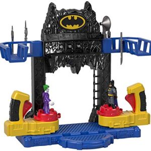Fisher-Price Imaginext DC Super Friends, Battle Batcave