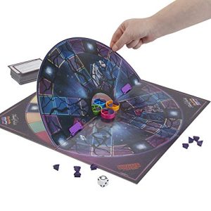 Trivial Pursuit Netflix's Stranger Things Back to The 80s Edition: Adult and Teen Party Board Game