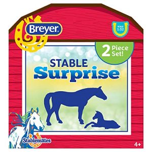 Breyer Stablemates Stable Surprise | 2 Horse Set | 1:32 Scale | Model #6049