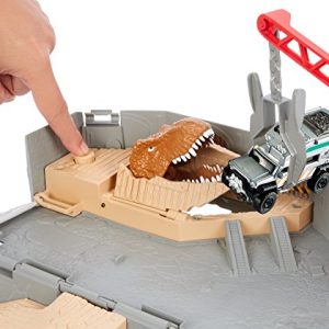 Matchbox Jurassic World Portable Playset Harbor Rescue Playset