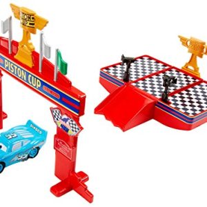 Disney Pixar Cars Wheel Action Drivers Race & Win Playset