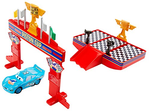 Disney Pixar Cars Wheel Action Drivers Race & Win Playset