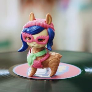 Who's Your Llama Surprise Figures! Series #2 – 12 Different Collectible Figures Available! Includes 2 Mystery Pack for A Total of 2 Toy Llama Figurines [Amazon Exclusive 2 Pack]