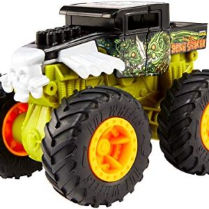 Hot Wheels Monster Trucks 1: 43 Bash-Ups Vehicle [Styles May Vary]