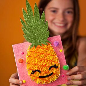 Craft-tastic - String Art Craft Kit - Makes 2 String Art Canvases - Tropical Edition with Flamingo & Pineapple Patterns