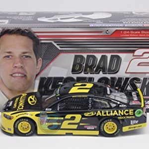 Lionel Racing Brad Keselowski #2 Alliance Truck Parts 2018 Ford Fusion 1:24 Scale Diecast Car