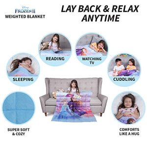 Franco Bedding Super Soft Plush Kids Weighted Blanket with Bonus Door Knob Pillow, 36" x 48” 4.5lbs, Disney Frozen 2