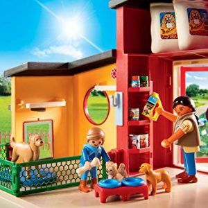 PLAYMOBIL Tiny Paws Pet Hotel
