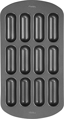 Wilton 2105-4619 Despicable Me Minions Cake Pan, Metallic