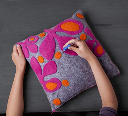Craft-tastic Needle Felt Pillow Kit