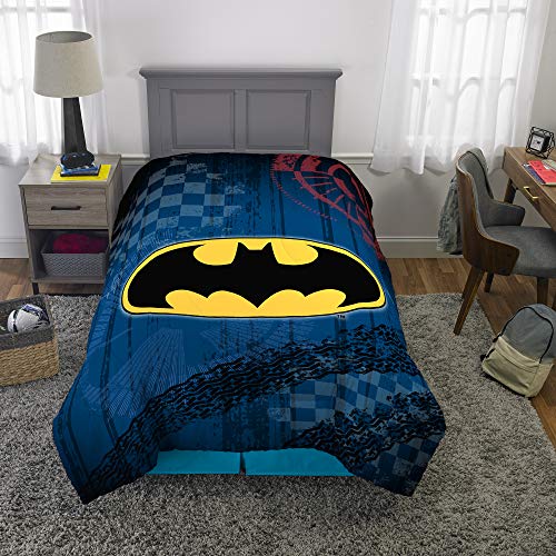 Franco Kids Bedding Super Soft Reversible Comforter, Twin/Full Size 72” x 86”, Batman