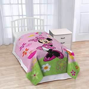 Disney Minnie Mouse Bowtique 'Garden Party' Fleece 62" x 90" Twin Blanket