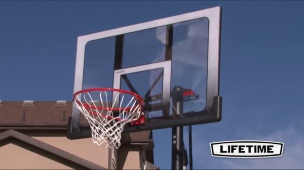 Lifetime 71281 In Ground Power Lift Basketball System, 52 Inch Shatterproof Backboard