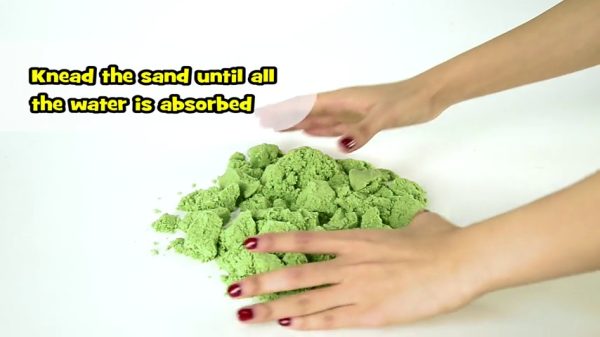 Kinetic Sand, 1Lb Shimmering Emerald Green Magic Sand for Ages 3 & Up