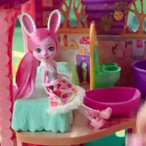 Enchantimals Cozy Deer House Playset + Danessa Deer Doll & Sprint Figure