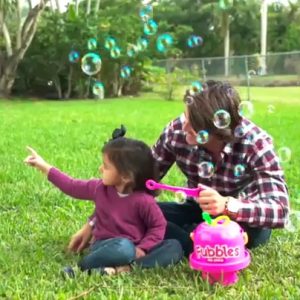 Little Kids Fubbles No Spill Bubble Tumbler Mini 3 Pack Party Favor Set, Includes 2oz of bubble solution and a wand per bottle (assorted colors)